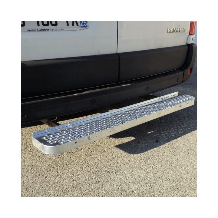 Marchepied arrière fixe pour Nissan Interstar 2024+ sans attelage
